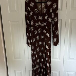 The Wolfgang V-Neck Brown Maxi Dress with White Starburst Print